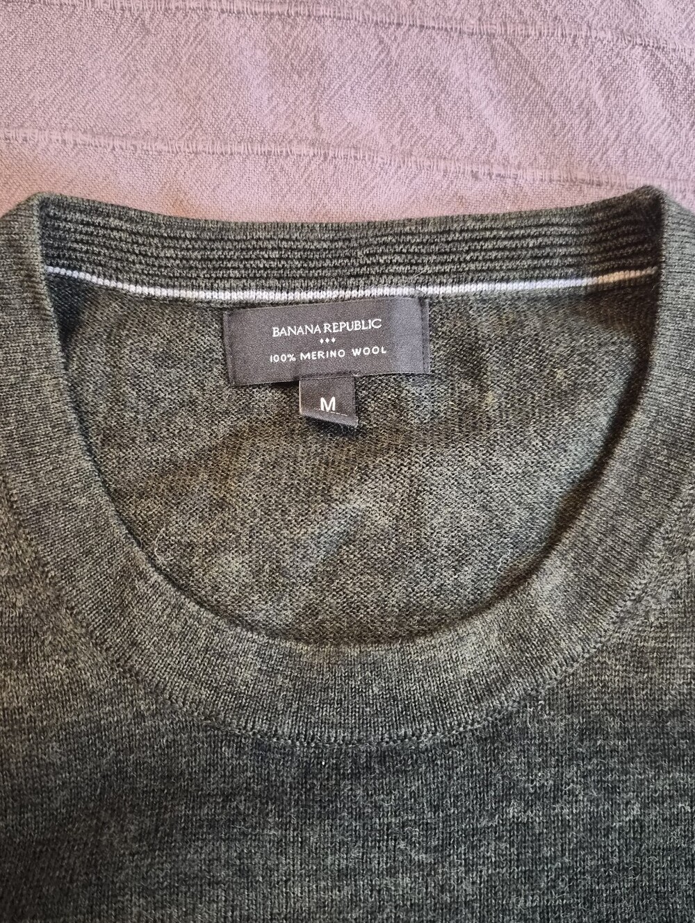 Banana Republic 100% Merino Sweater (Green, Medium)